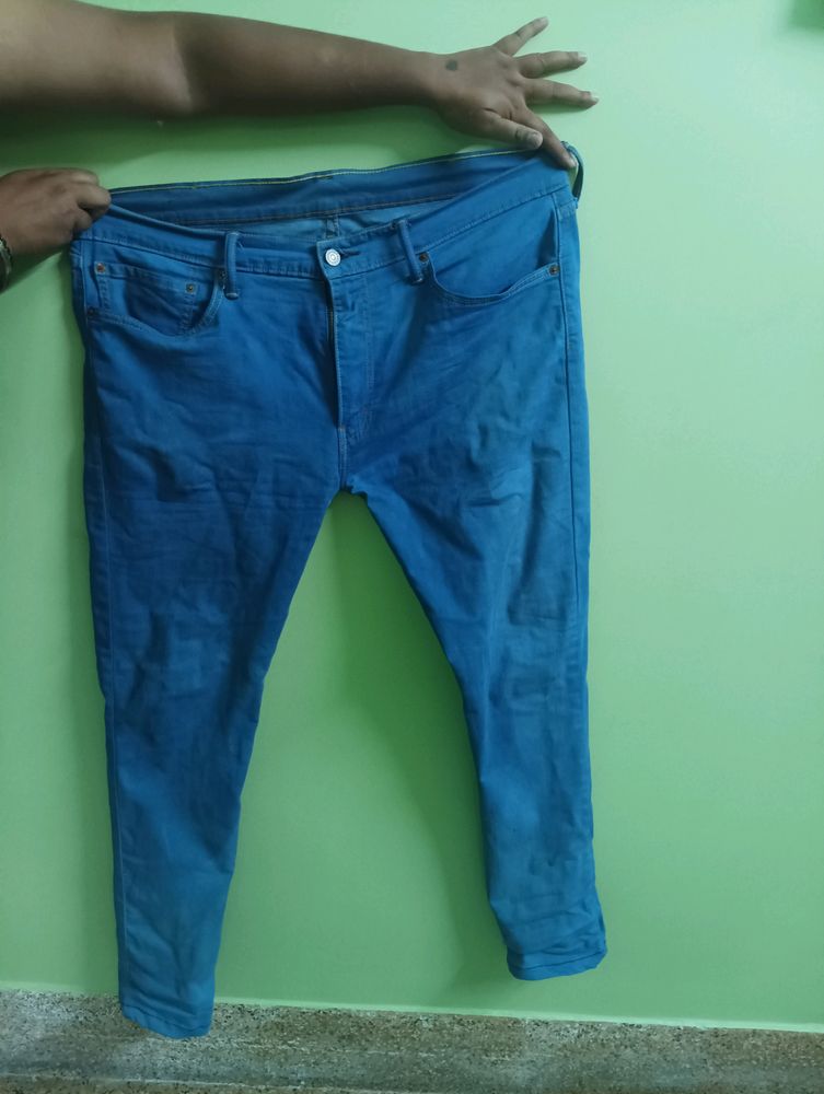 LEVIES BLUE JEANS EASY FIT