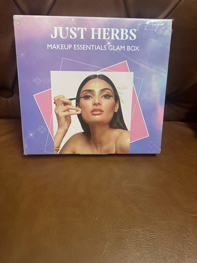 Just Herbs Makeup Glam Box