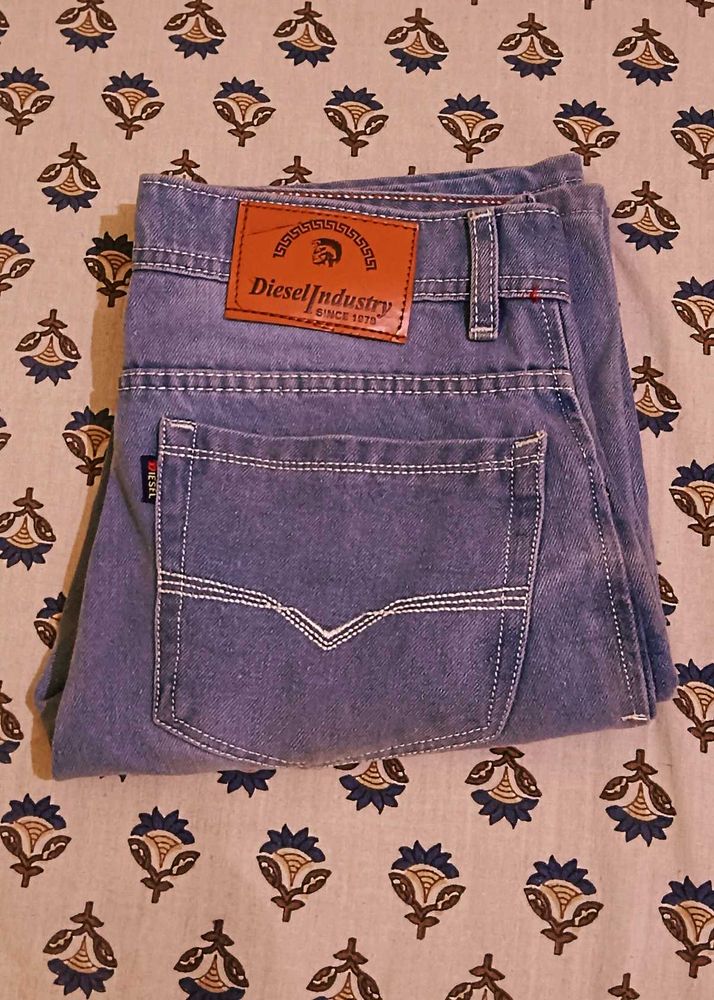 Blue Jeans For Men With New Condition