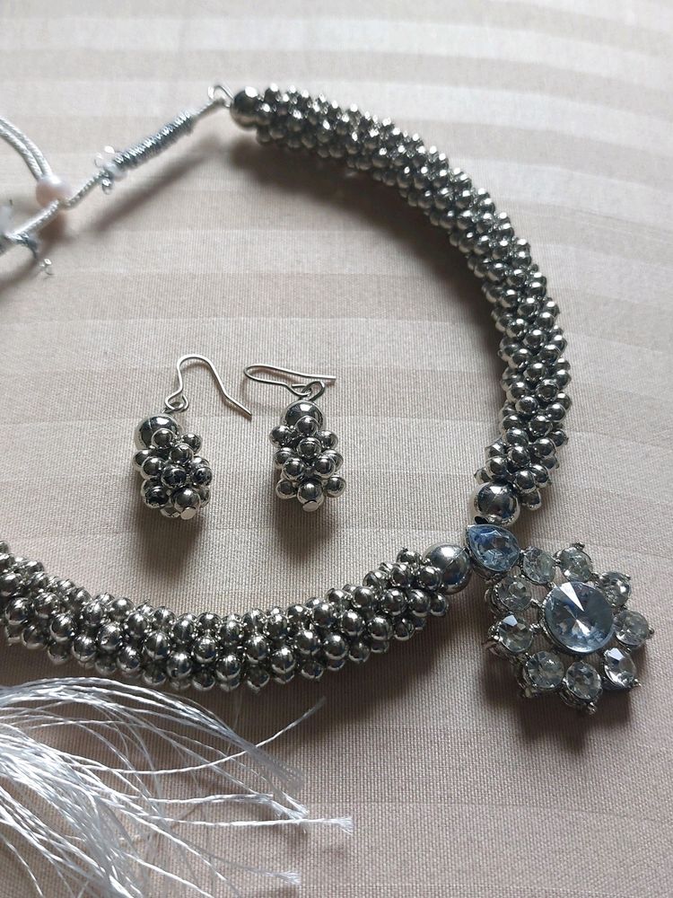 Silver Ensemble Jewellery Set