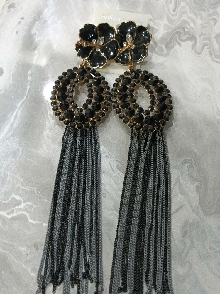 Black Chain Unique Earring