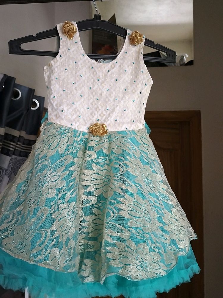 It Is a Baby Frock With Size 22