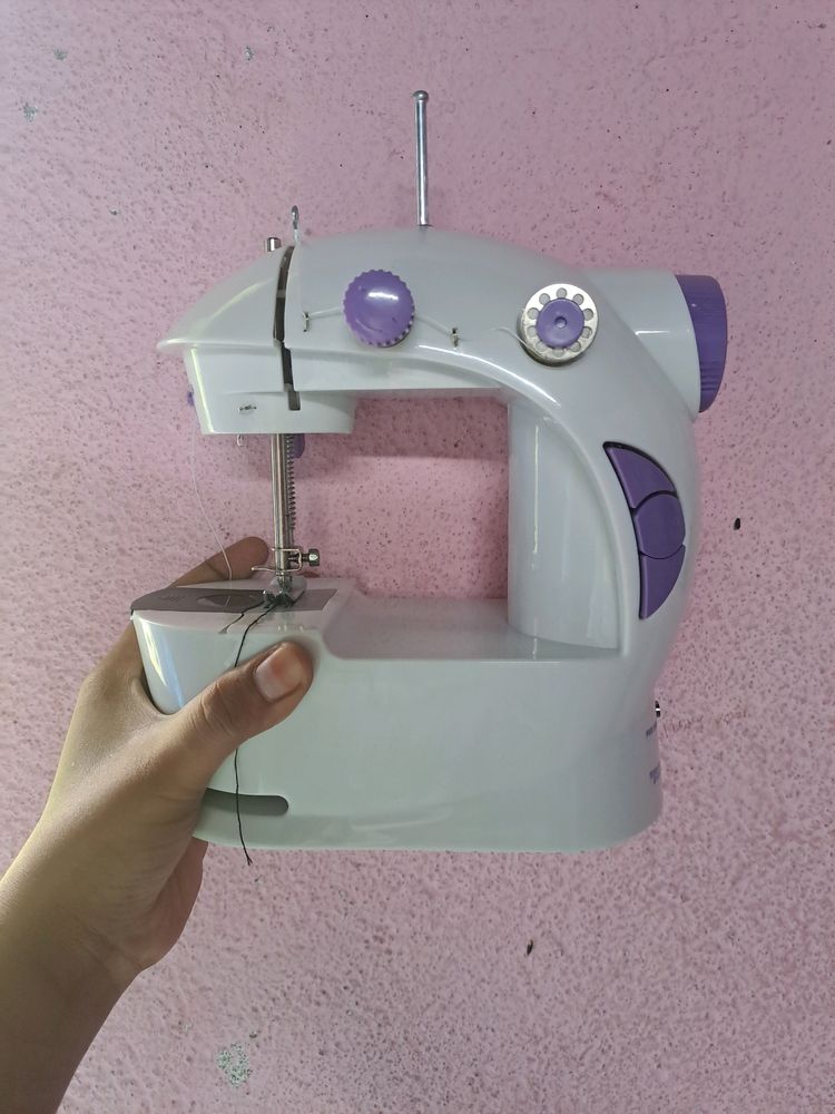 Mini Sewing Machine