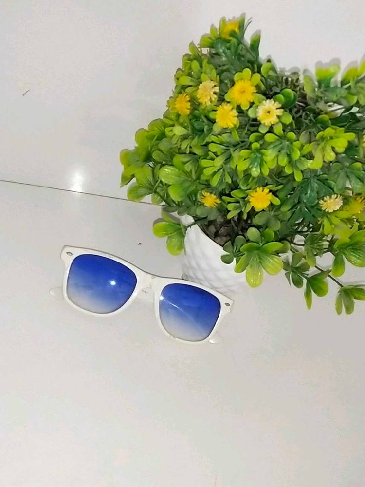 Nice White Blue Glasses Good For Occasions