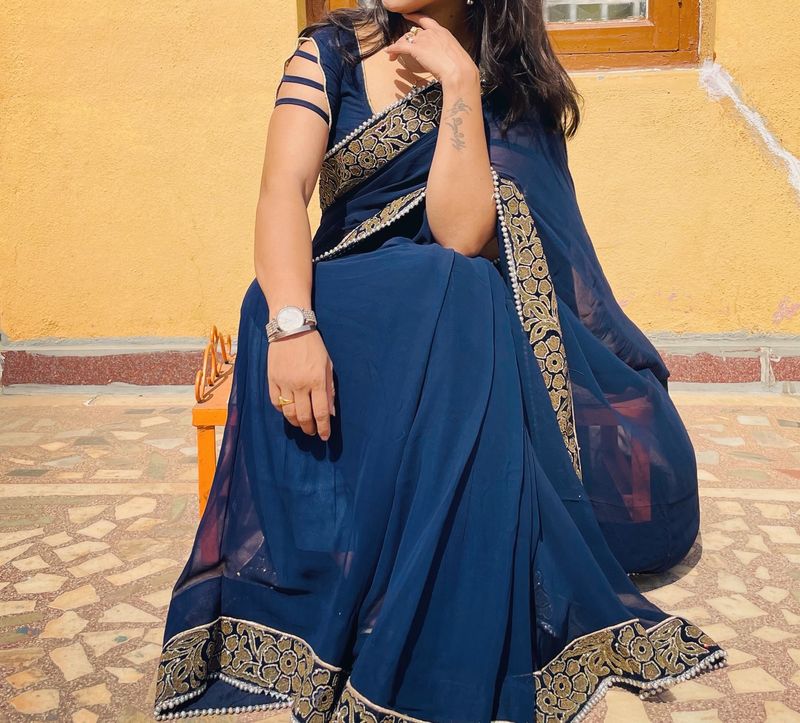 heavy border saree