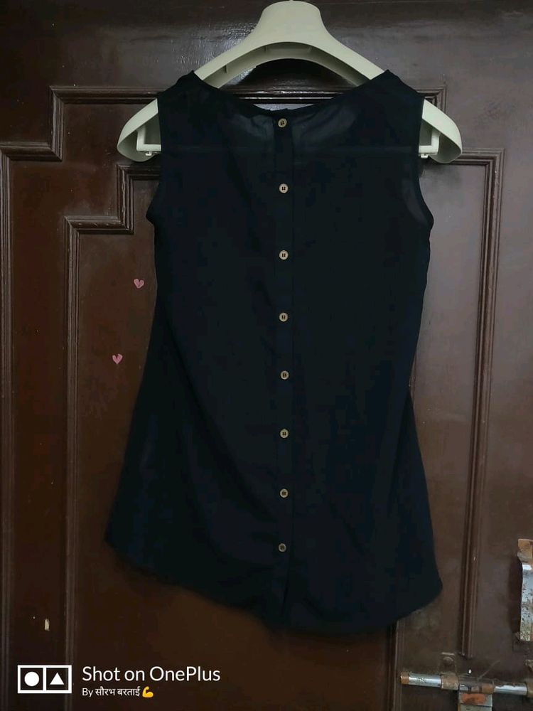 Black Style Back Top