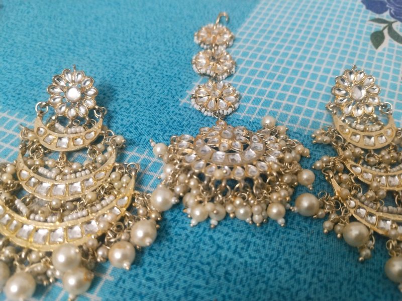 Earrings And Mangtika Set