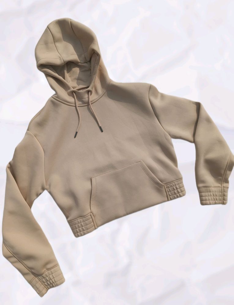 Beige crop hoodie (UNUSED)