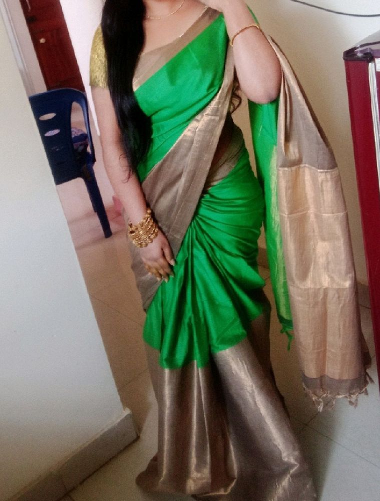 Parrot Green Cotton Silk Saree