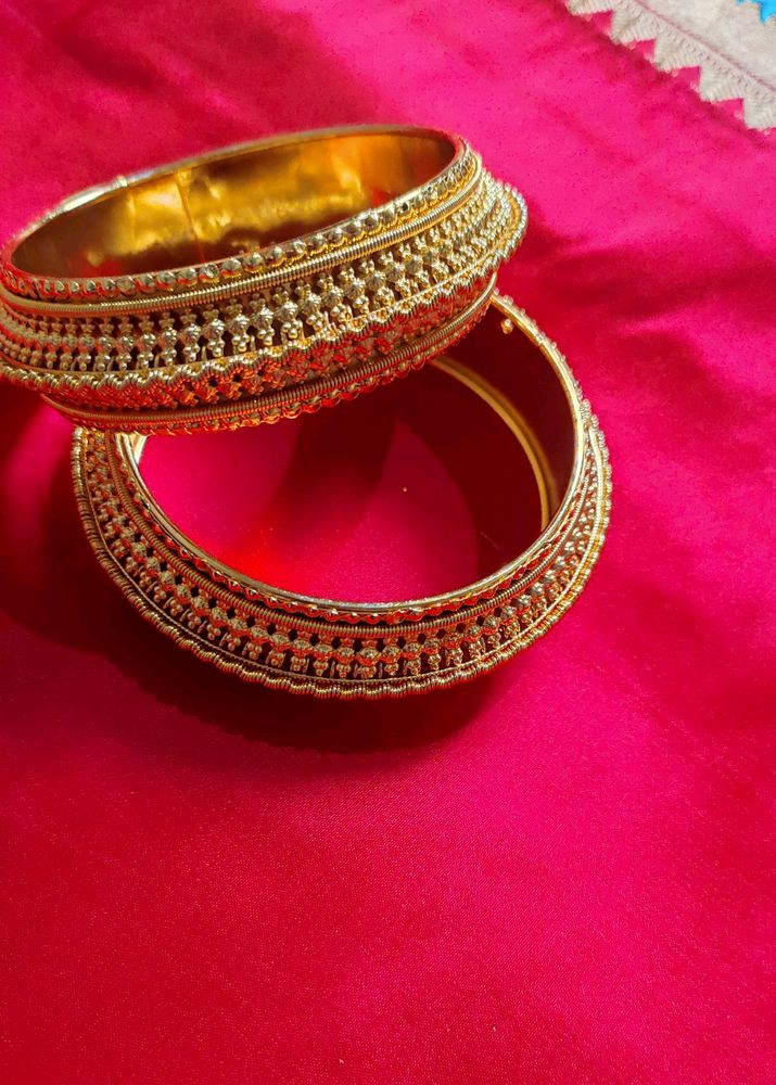 Gold Matt Bangles