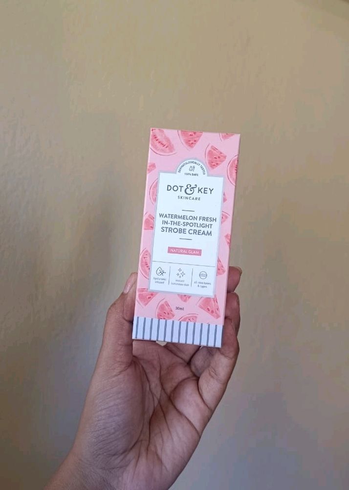 Dot & Key Watermelon Fresh  Strobe Cream