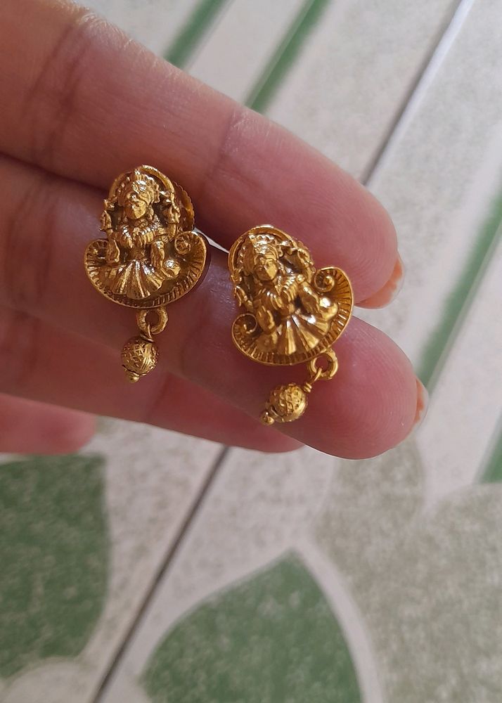 Lakshmi Ear Ring