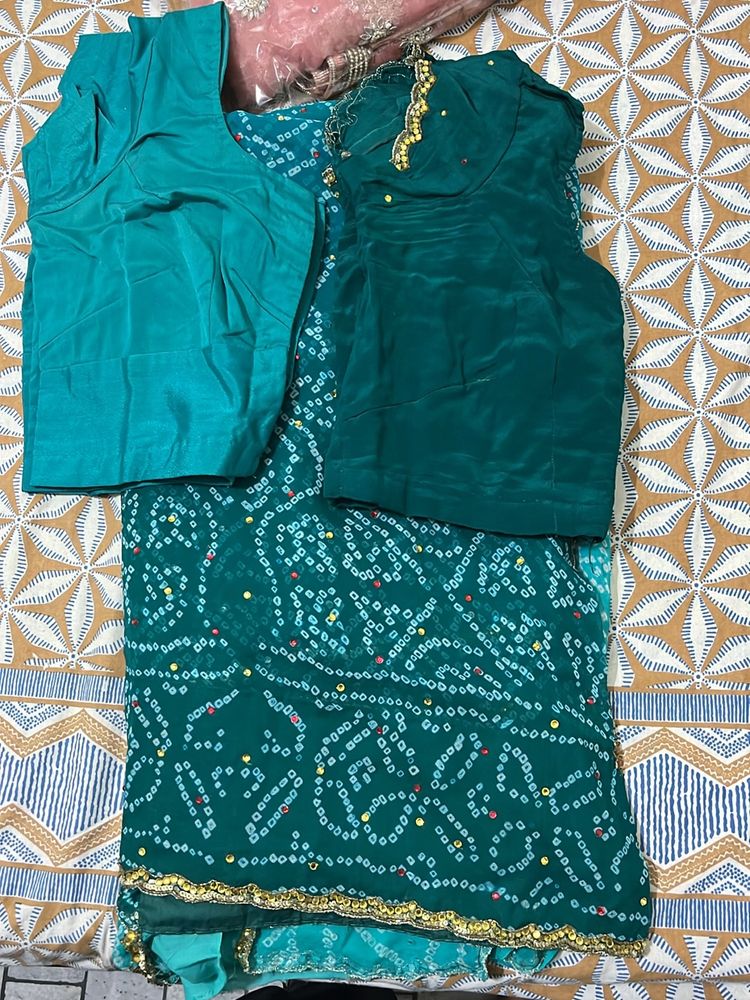 Bandhej Saree With Two Blouse And Wit Fall