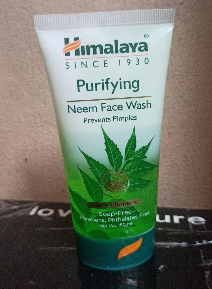 Himalaya Purifying Neem Face Wash