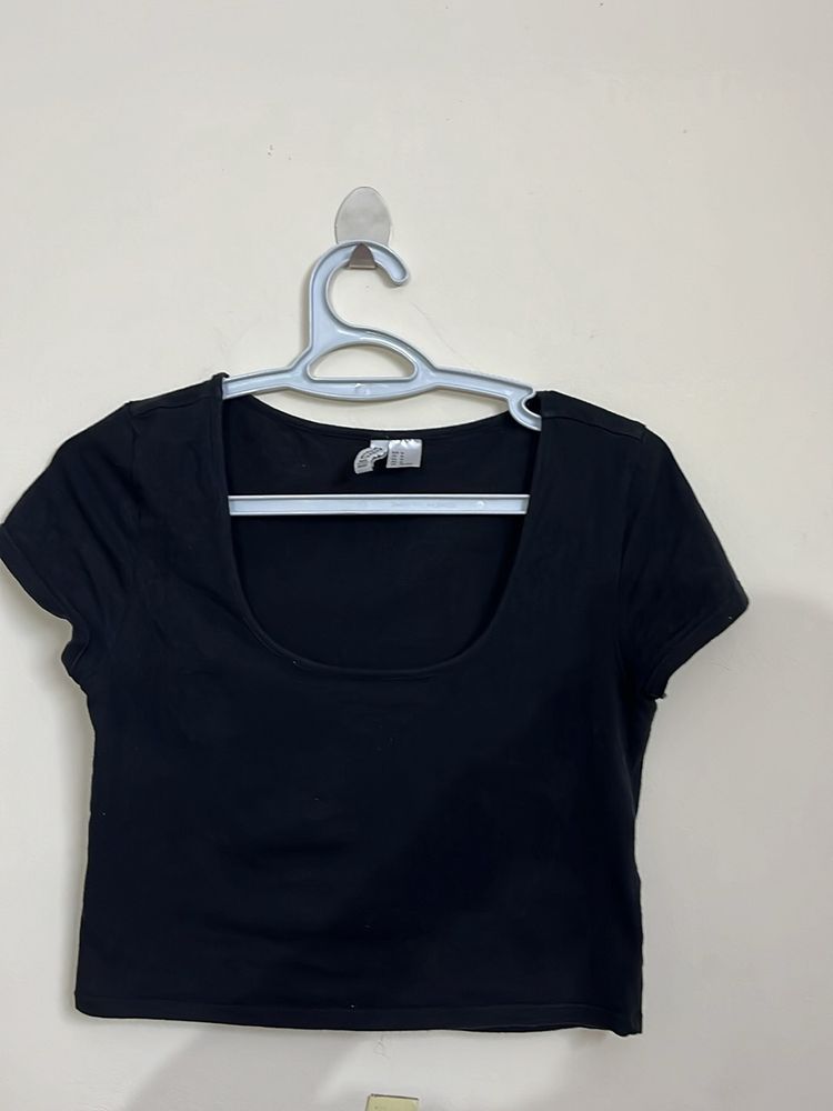 H&m Scoop Neck Crop Top