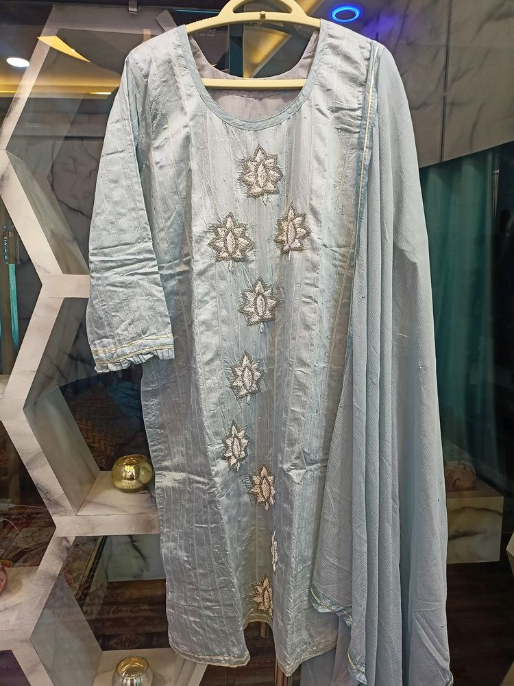 Beautiful Embroidery Kurti With Grara