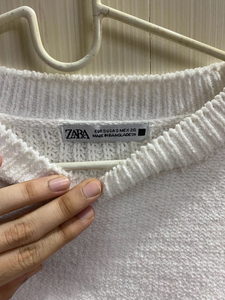 ZARA White Sweater