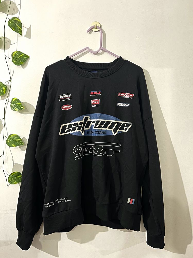 Black Sweatshirt/ Size: M