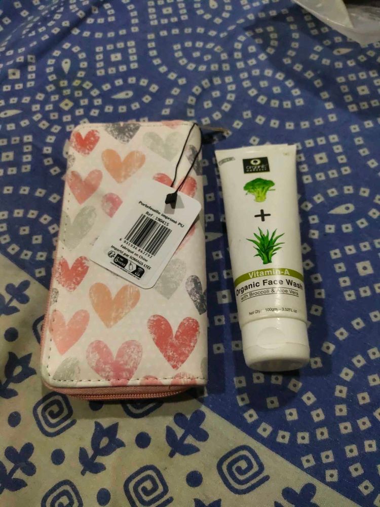 Women Purse And Facewash New