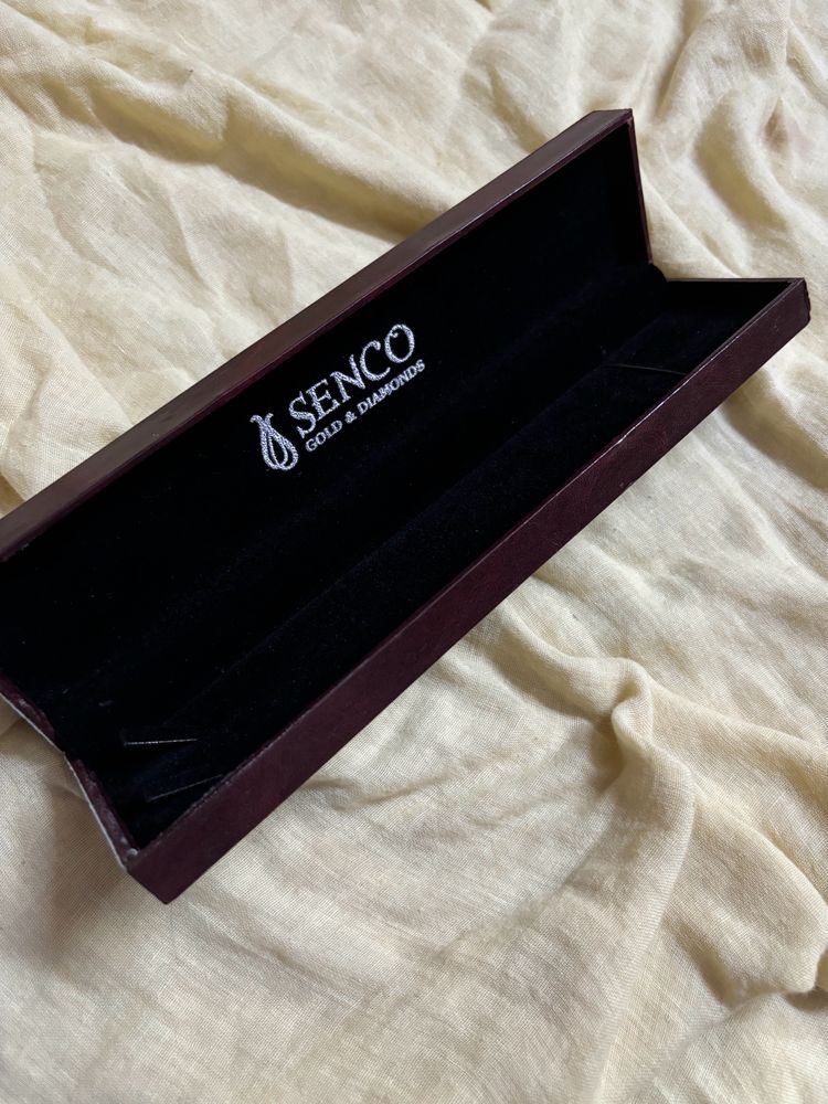 Senco Gold & Diamond Jewellery Box