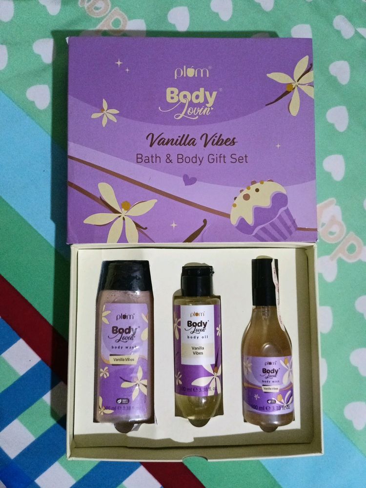 Plum Vanilla Vibes Bath & Body Gift Set