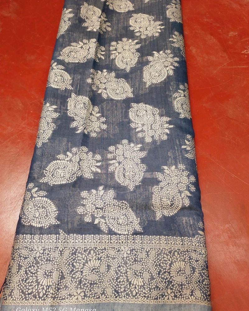 Lucknowi Chikankari Linen cotton Woven Sarees