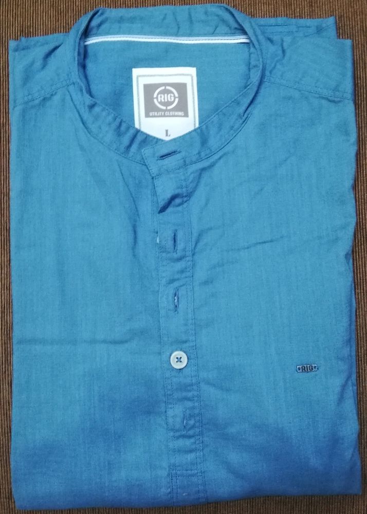 Casual Shirts For Men  Size-L New Condition