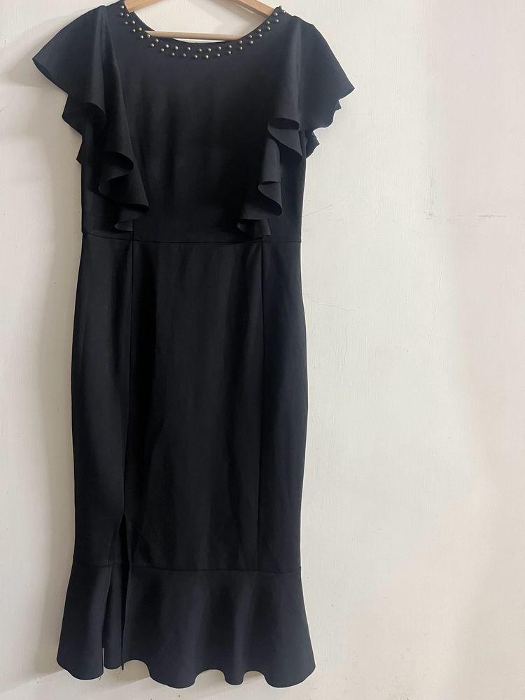 Straight Fit Black Midi Dress