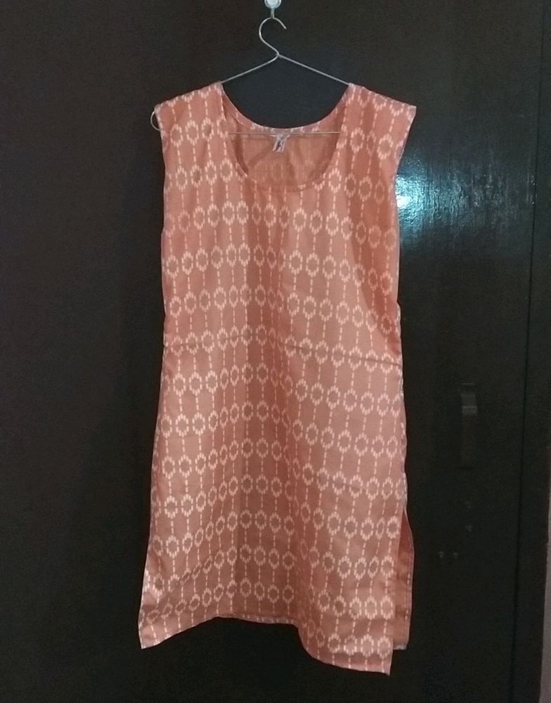 Sleeveless Kurti Upto Knee Length