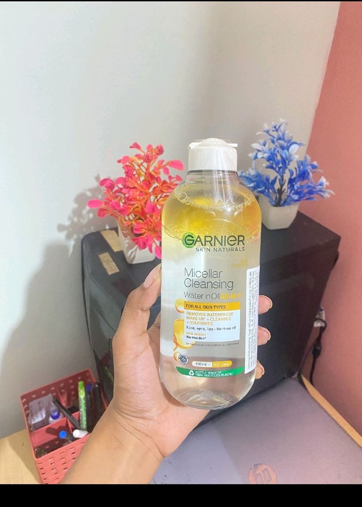 GARNIER MICELLAR WATER