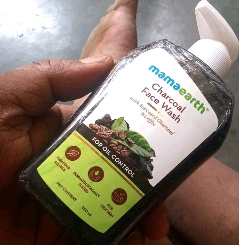 Combo Mamaearth  Charcoal Face Wash