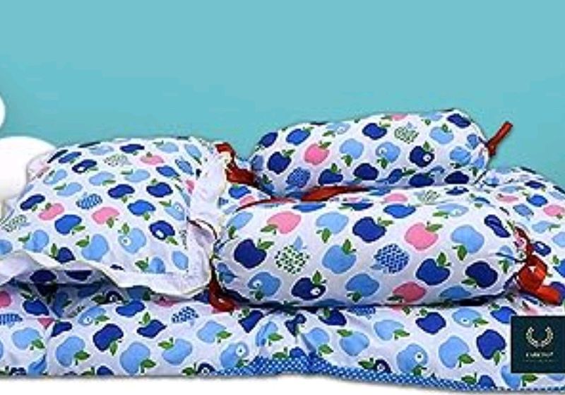 Unused Combo Sleeping Bag+4Pcs Bedding Set