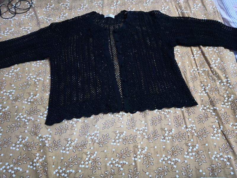 Kuresia Work Handmade Shrug