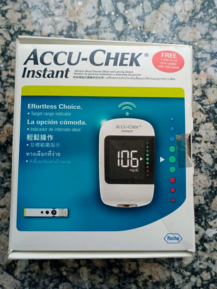 Accu-Chek Instant Blood Glucose Glucometer Kit wit