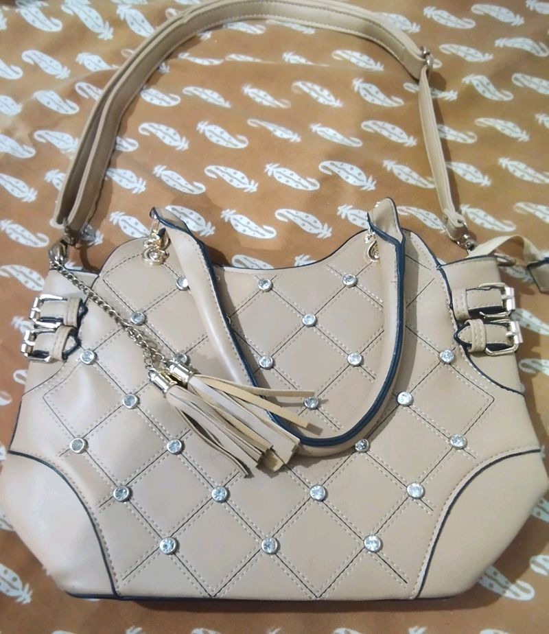 Trending Hand Bag In Off White Shade