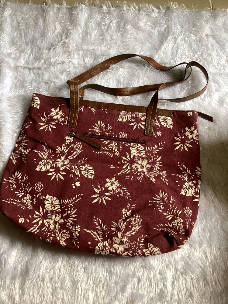 Caprese Handbag