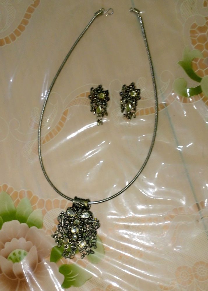 Oxidised jewellery set