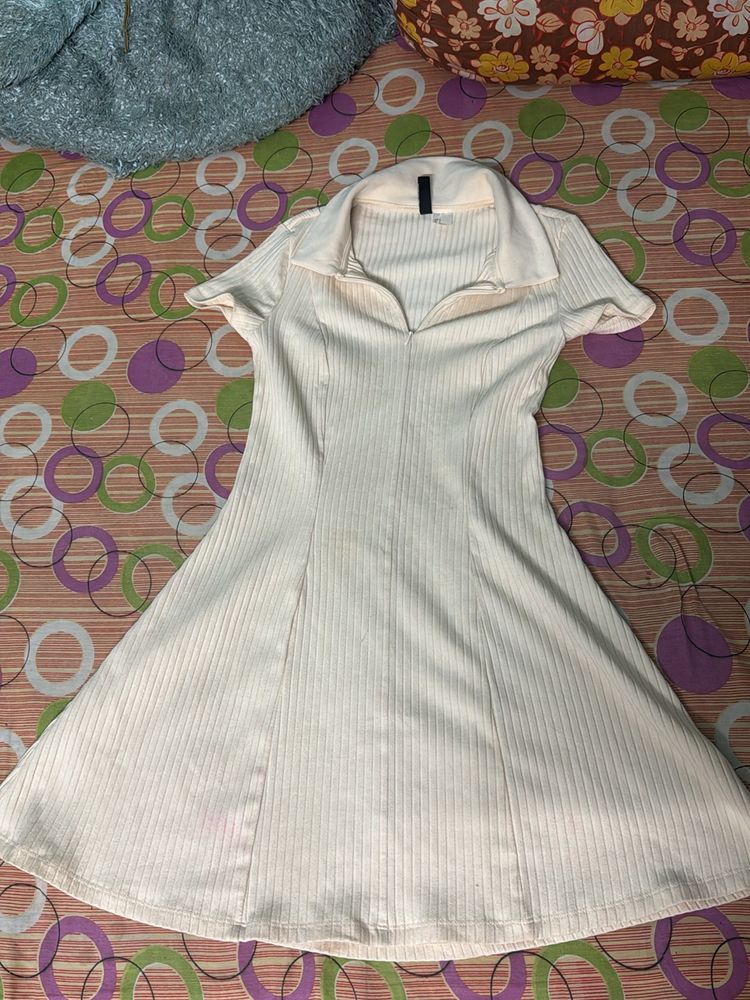 H&M Beige Short Casual Dress