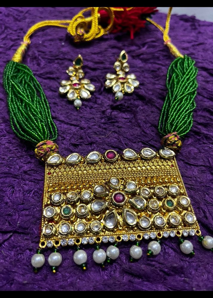 Emerald Green Choker Jewellery