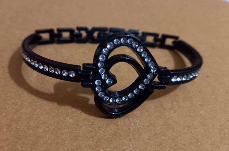 🔥🆕️ Heart Bracelet With White Stones