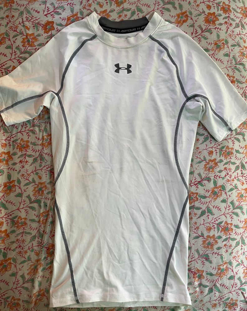 UNDER ARMOUR COMPRESSION HEAT GEAR SHORT SLEEVES