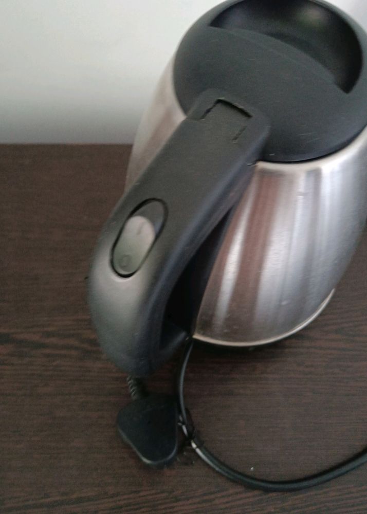 Electric Kettle Piegon