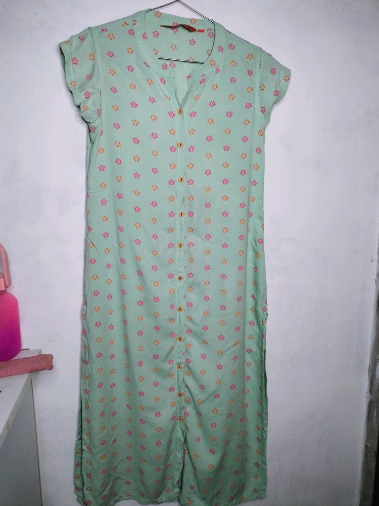 Avaasa Kurthi