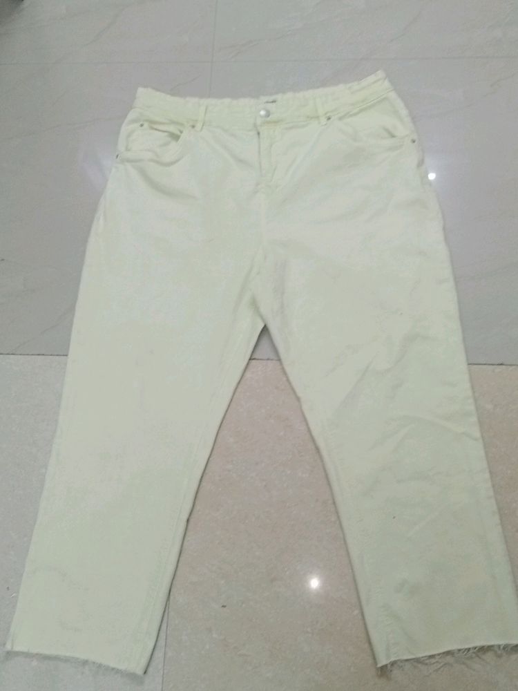 Off Yellow Denim Straight Jeans