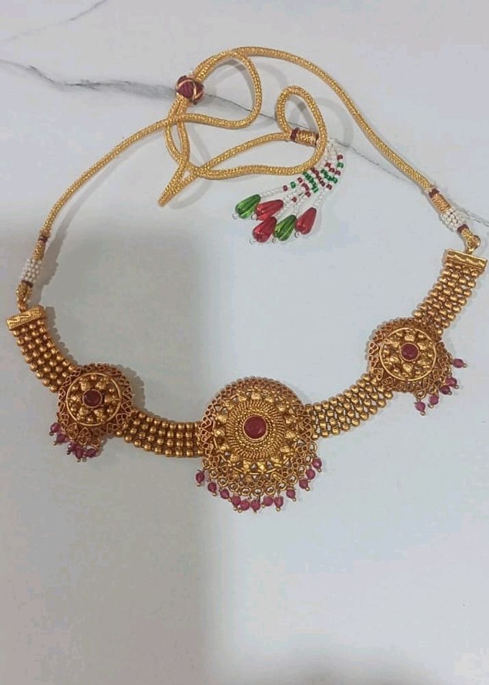 Beautiful Gold Chokar