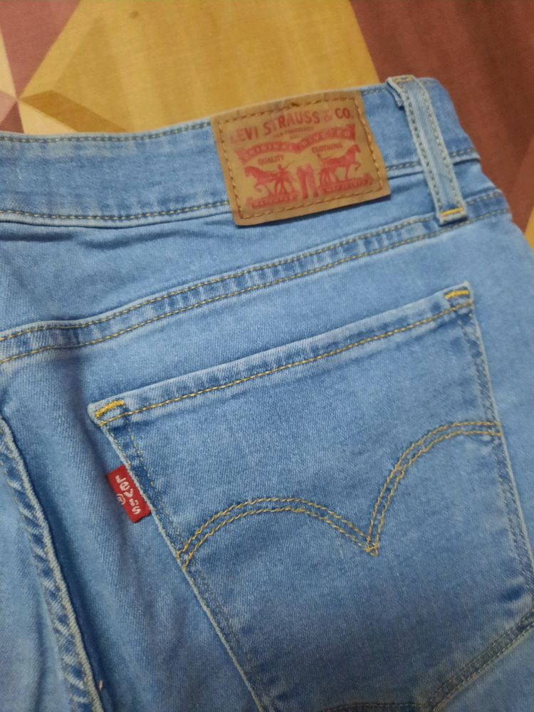 Levi's