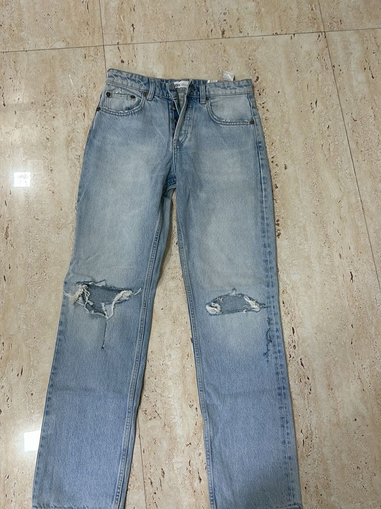 Ripped Straight Zara Jeans