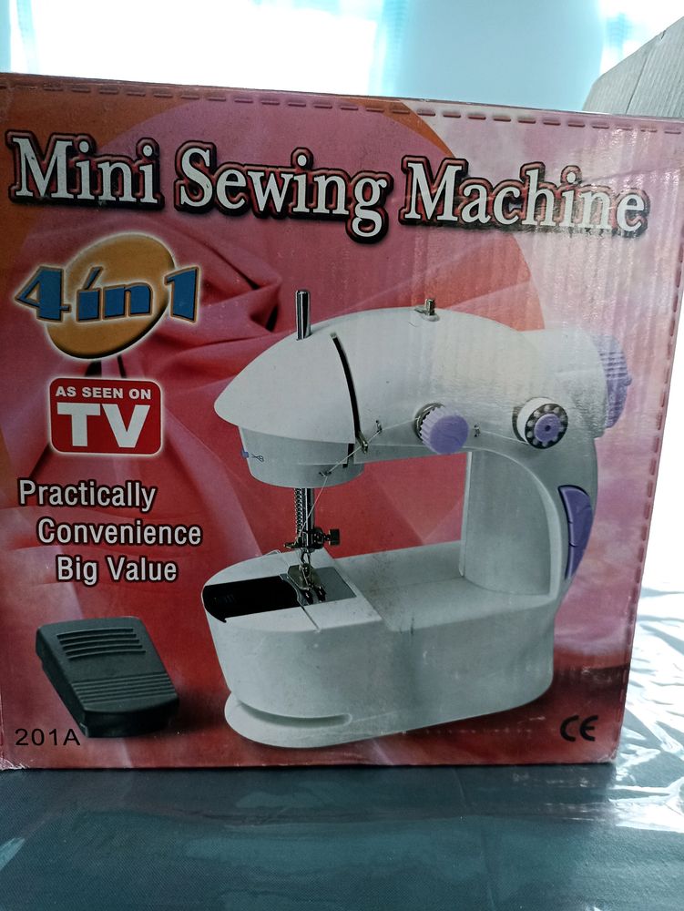 Mini Sewing Machine