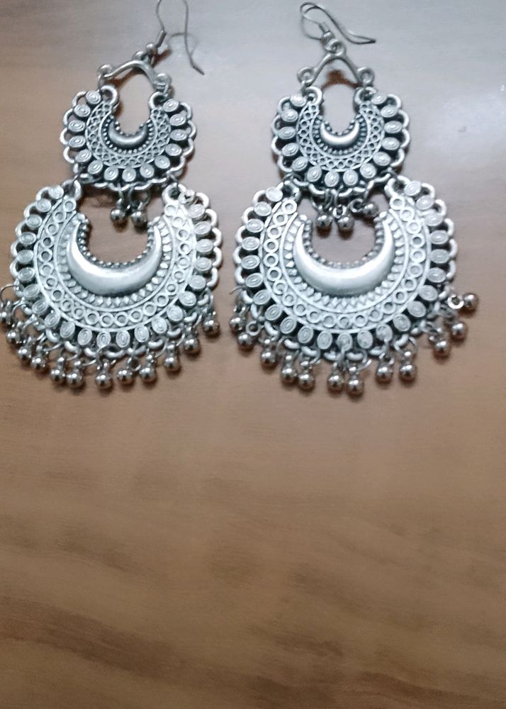 NEW BEAUTIFUL EARRINGS