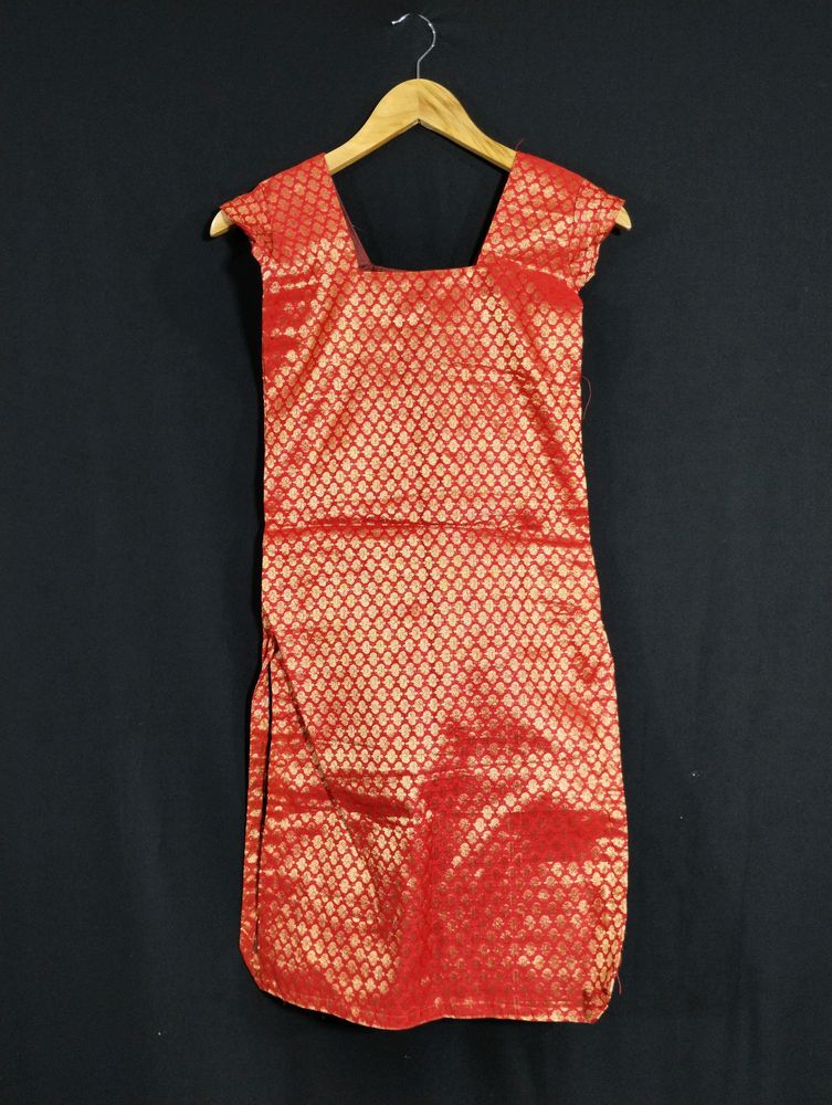 Red Floral Printed Square Neck Kurti (Women)